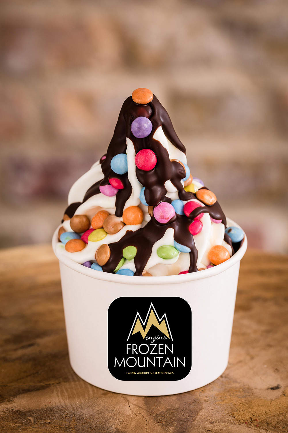 Frozen_Mountain_Bayreuth_Frozen_Yoghurt_Topping_Smarties